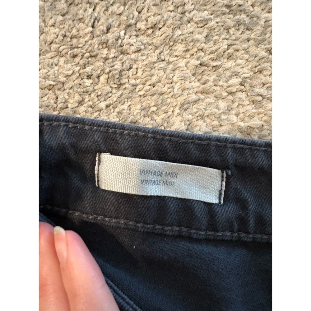 Universal Thread | Vintage Stretch Denim Midi Shorts - Picture 7 of 12